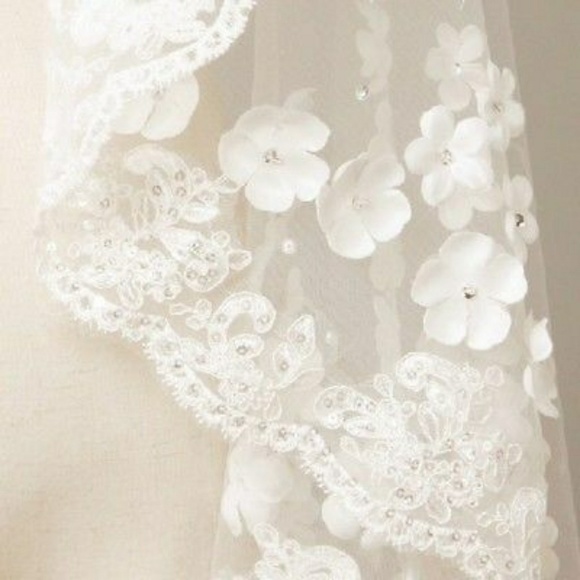 🌷 Wedding Veil with Beautiful Flowers/long - Picture 2 of 7